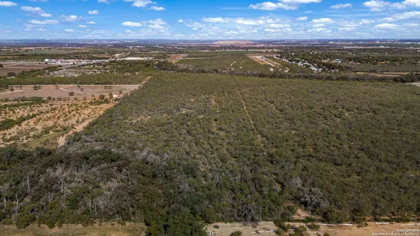 $5,000,000 | 14350 Interstate 35 Access Road, Von Ormy, TX 78073