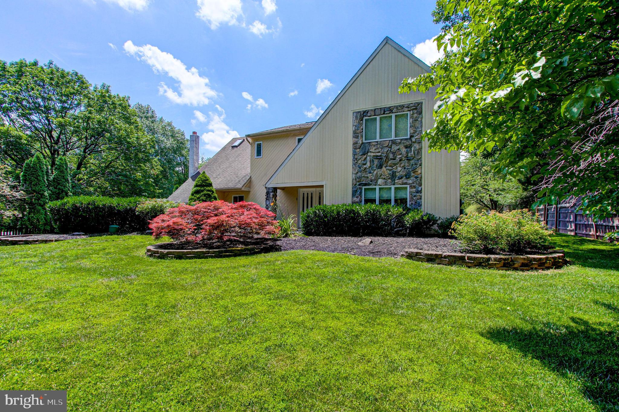 2708 Windy Bush Road Newtown, PA 18940 - Photo 2 of 31