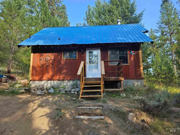 $350,000 | 1510 Crown Point Parkway, Cascade, ID 83611