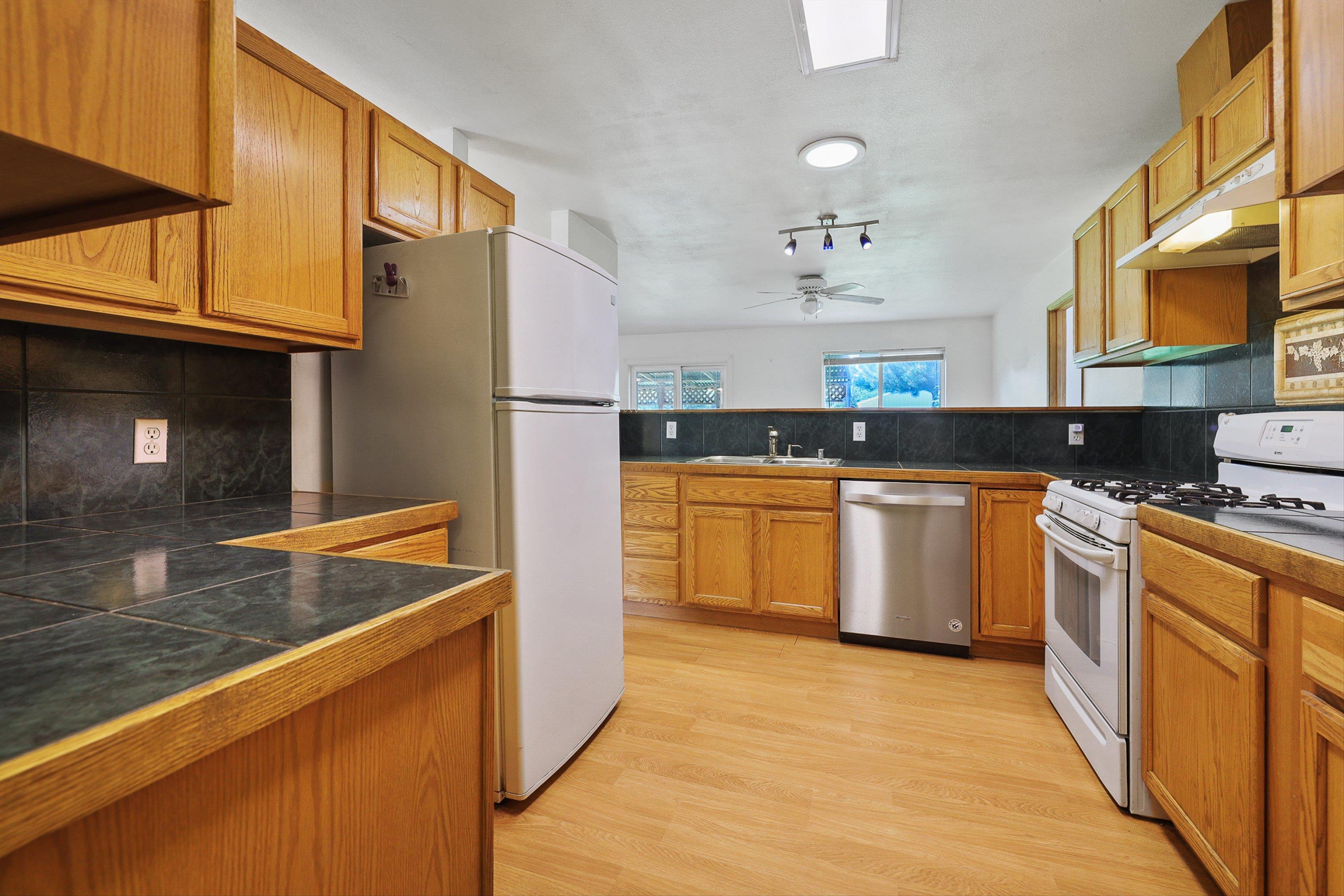 526 South Koren Road Spokane, WA 99212 - Photo 13 of 35 Gallery Image 13