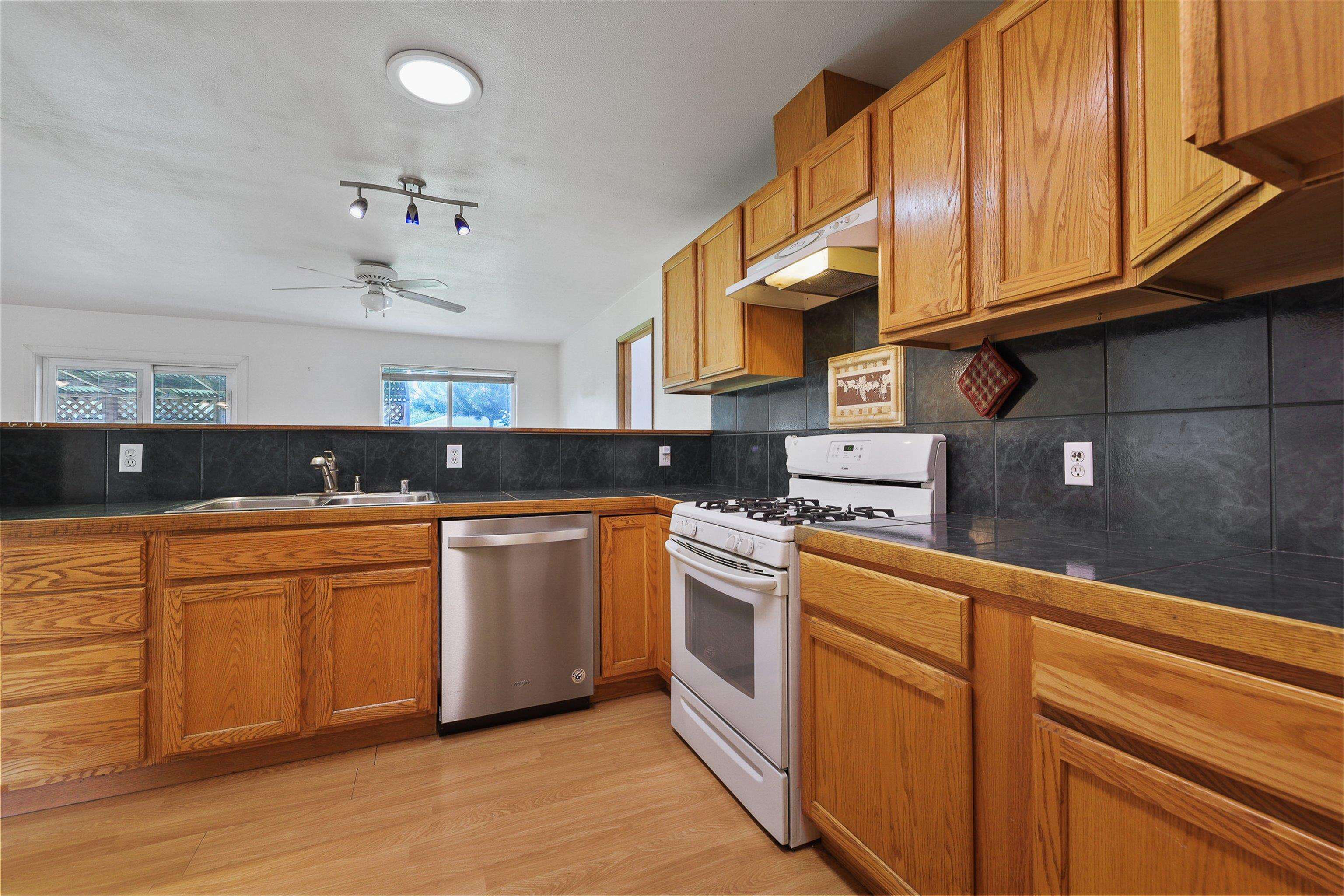 526 South Koren Road Spokane, WA 99212 - Photo 14 of 35 Gallery Image 14
