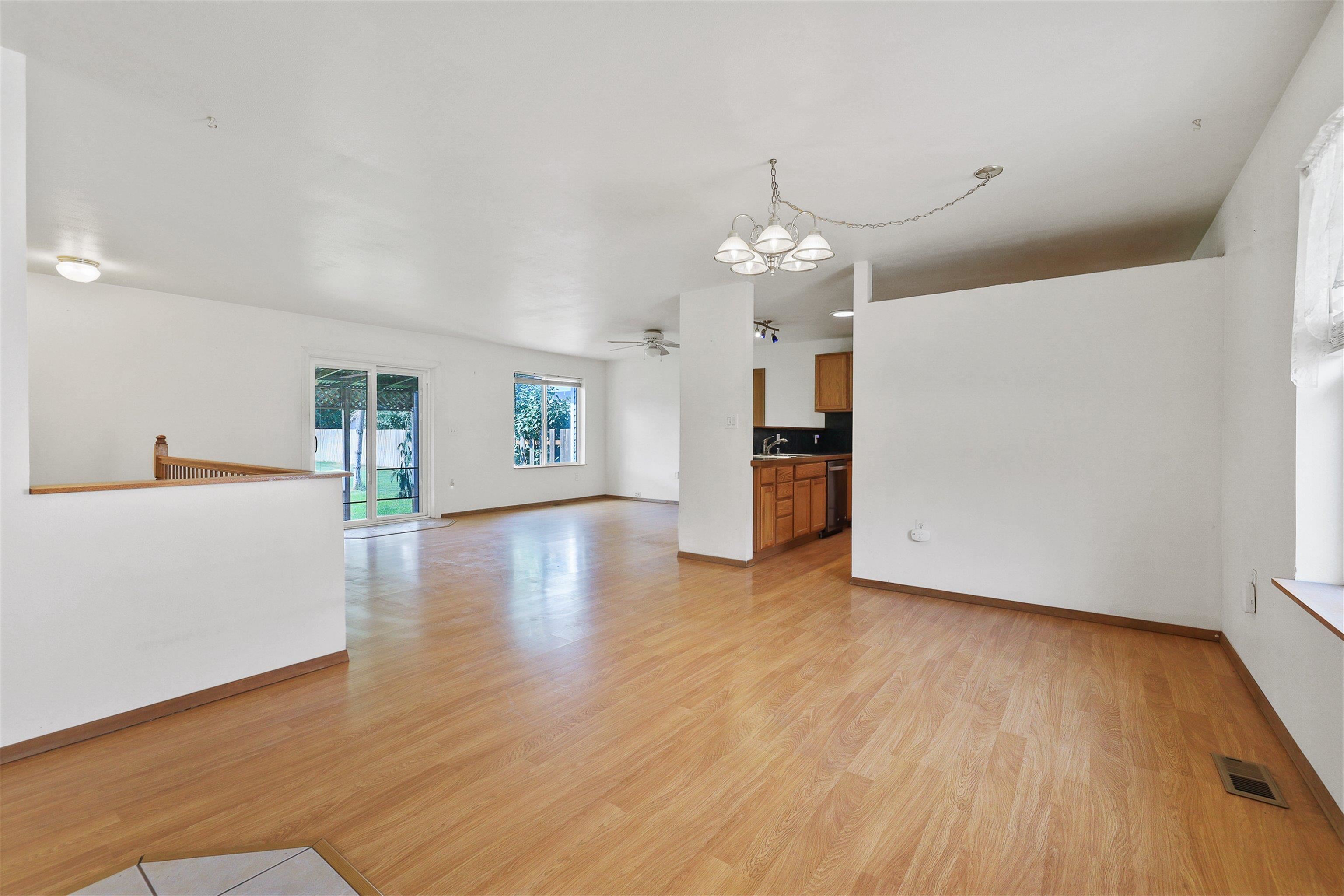 526 South Koren Road Spokane, WA 99212 - Photo 6 of 35 Gallery Image 6