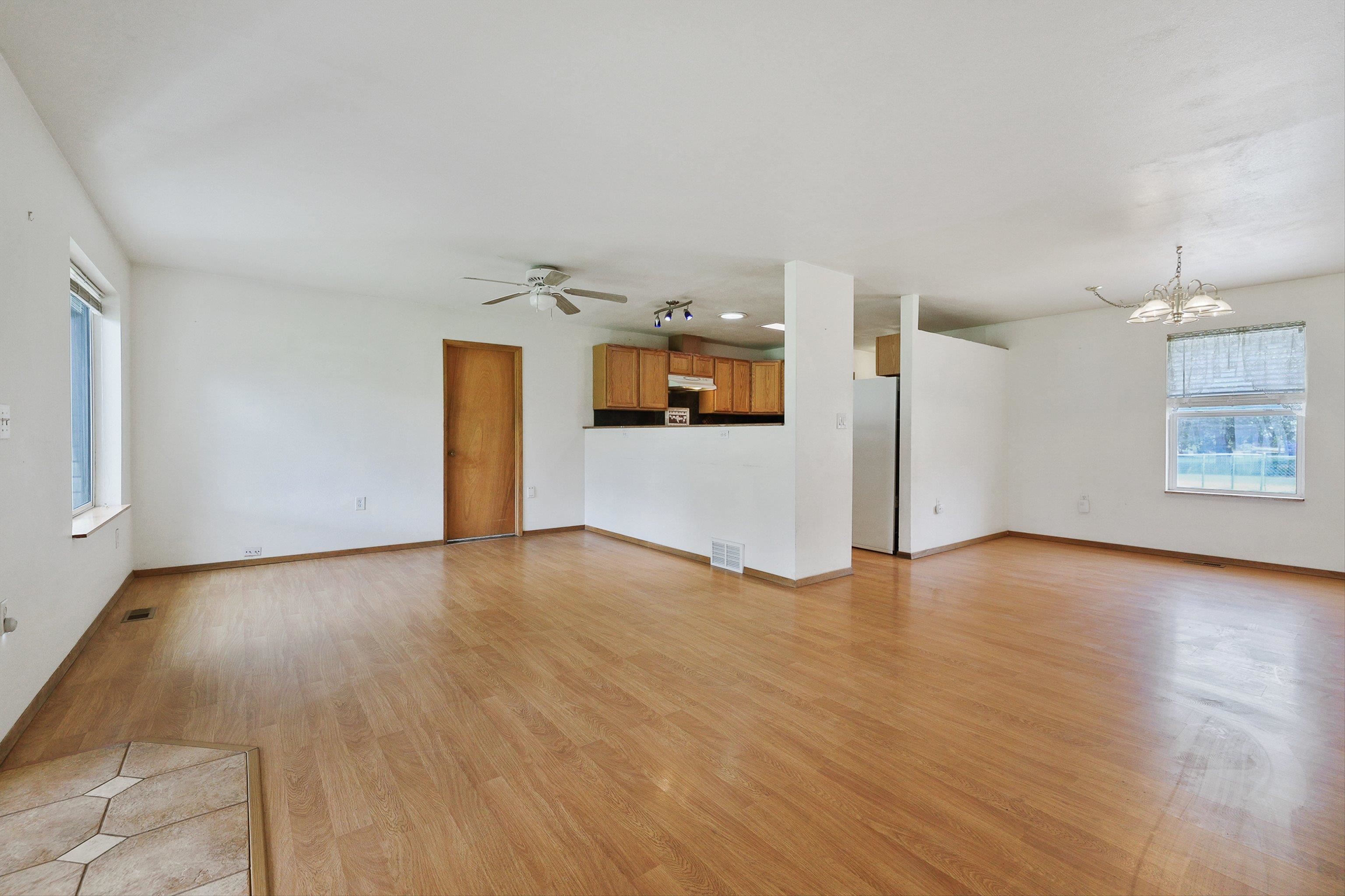 526 South Koren Road Spokane, WA 99212 - Photo 9 of 35 Gallery Image 9