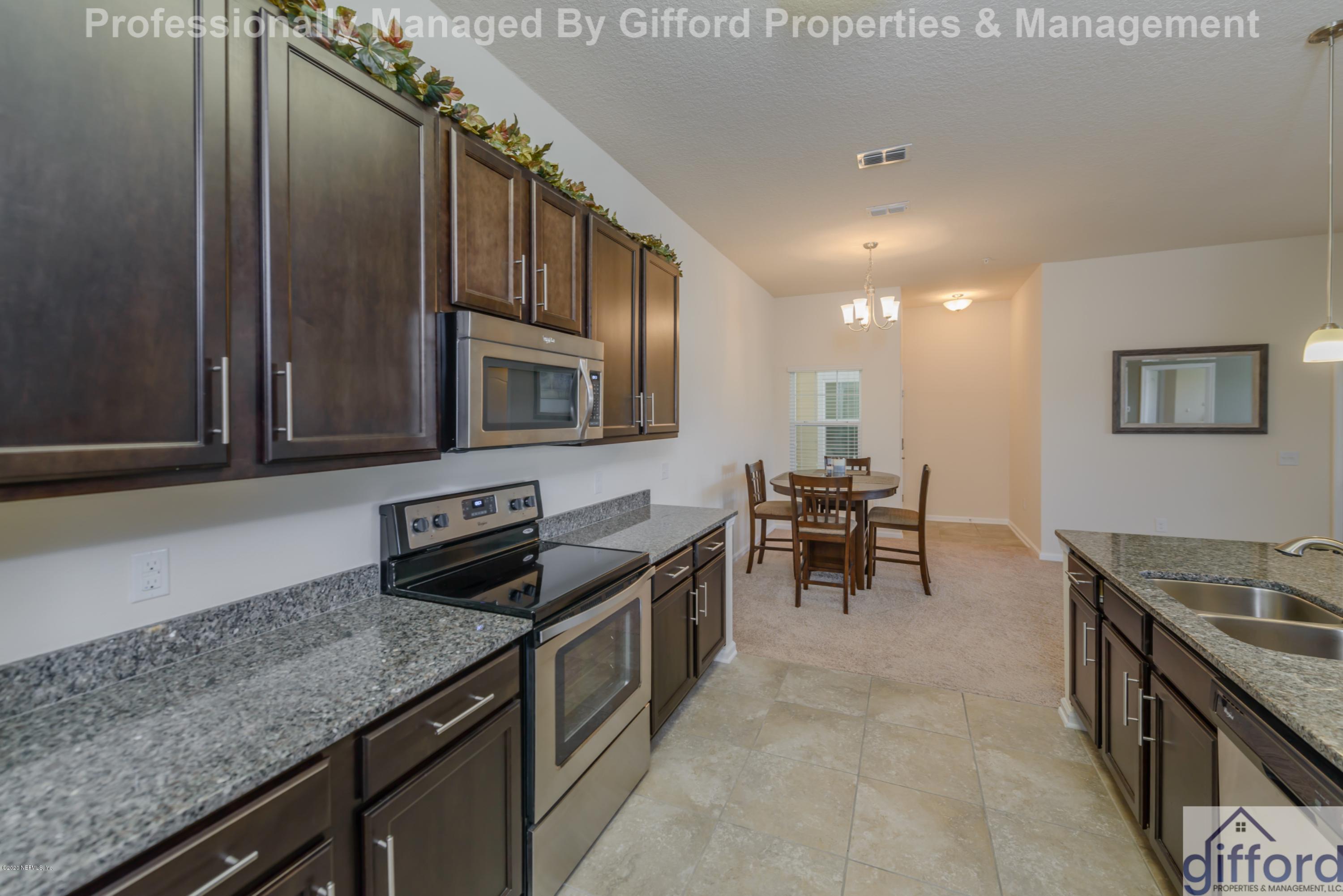 817 Golden Lake Loop St. Augustine, FL 32084 - Photo 4 of 15 4 Kitchen 1