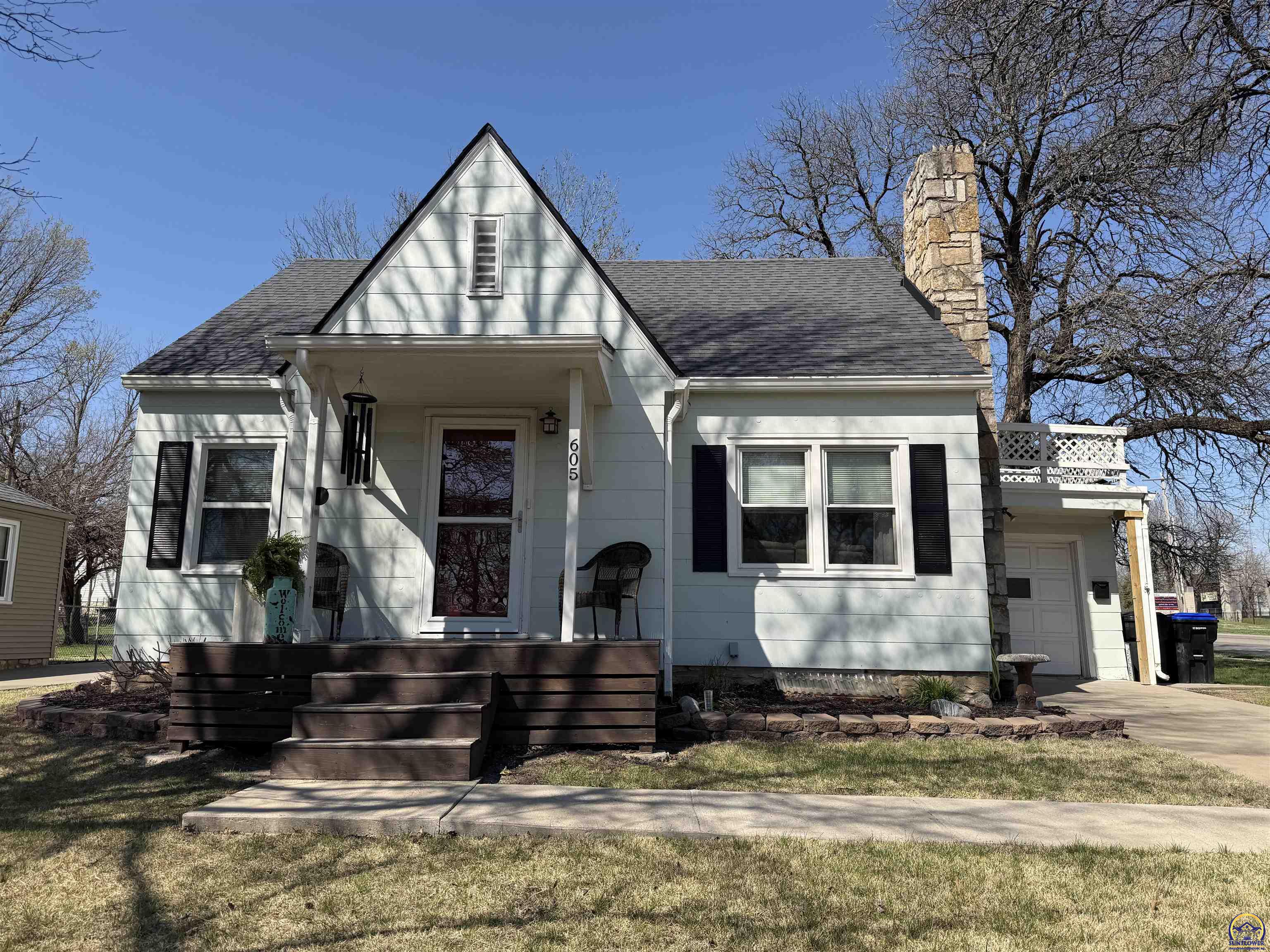 605 Southwest Webster Avenue Topeka, KS 66606 - Photo 1 of 1