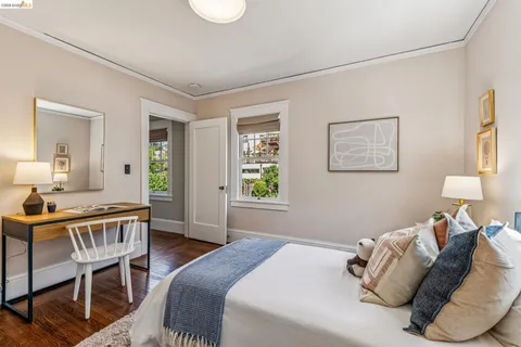 $1,495,000 | 806 Mandana Boulevard, Oakland, CA 94610