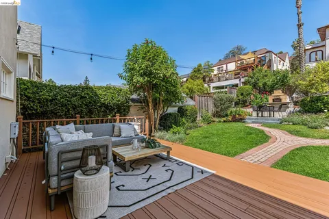 $1,495,000 | 806 Mandana Boulevard, Oakland, CA 94610