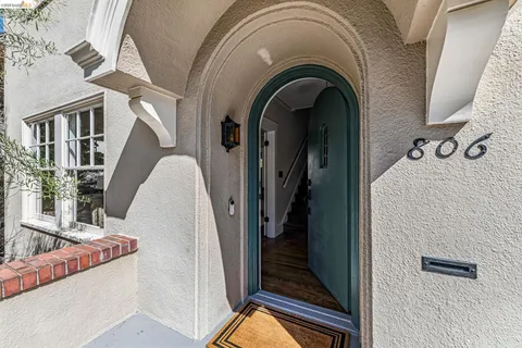 $1,495,000 | 806 Mandana Boulevard, Oakland, CA 94610
