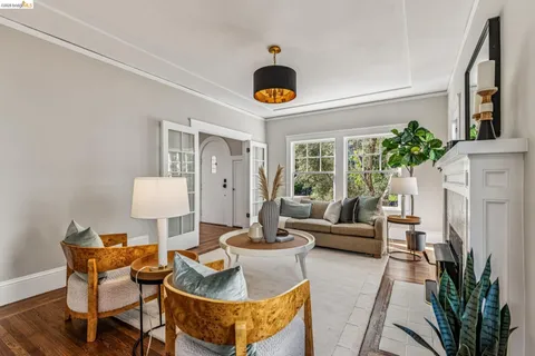 $1,495,000 | 806 Mandana Boulevard, Oakland, CA 94610