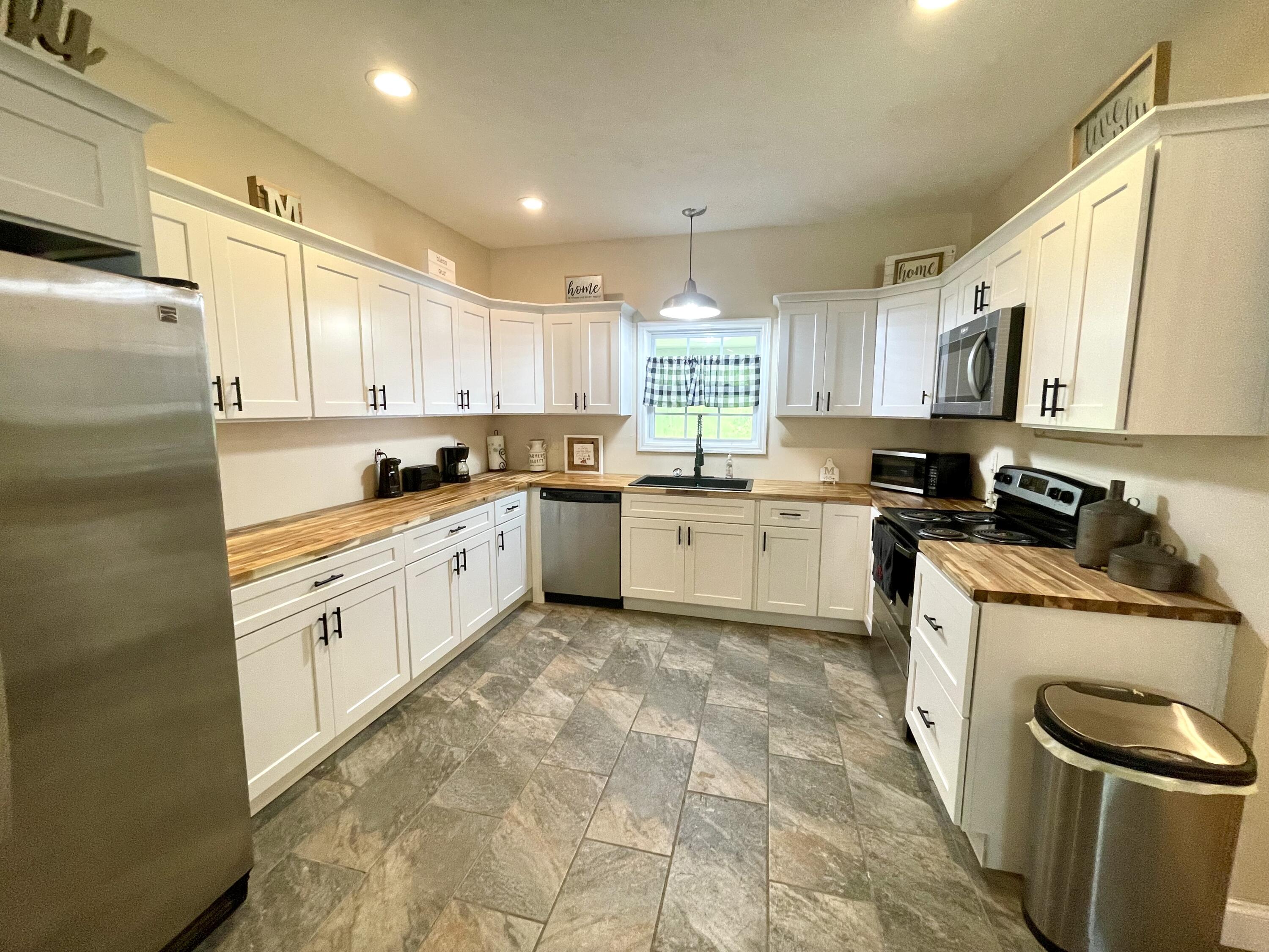 442 Deer Ridge Estates Road Whitwell, TN 37397 - Photo 11 of 41 IMG_9912
