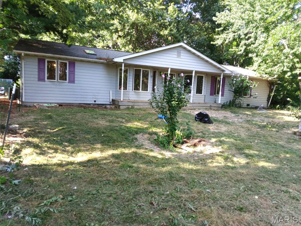 16678 Conrad Road Brighton, IL 62012 - Photo 1 of 39