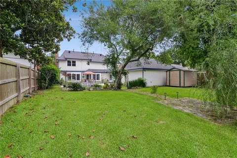 $350,000 | 19 Park Timbers Drive, New Orleans, LA 70114