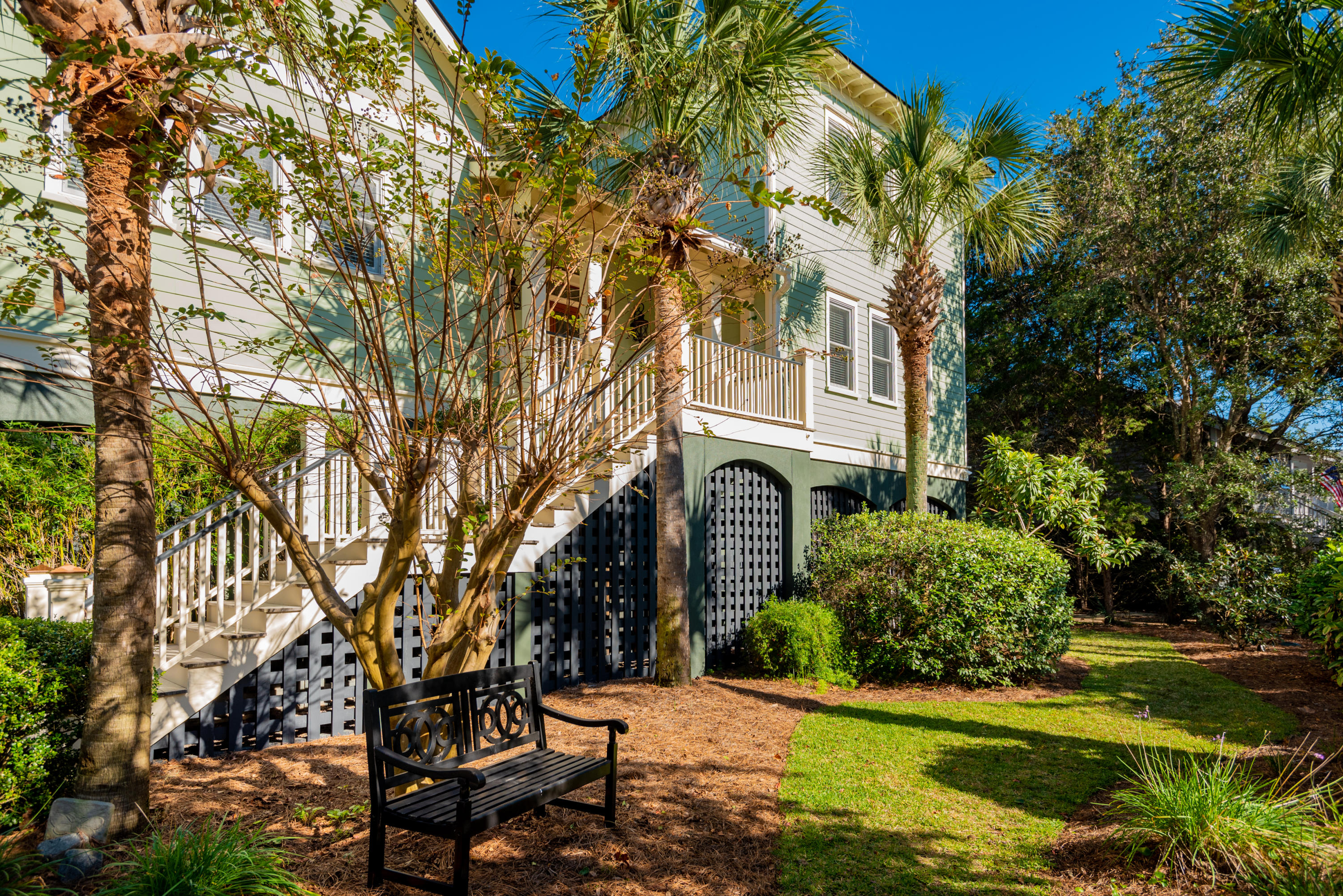 1560 Home Farm Road Mount Pleasant, SC 29464 - Photo 2 of 56 1560HomeFarmRoad-KeenEyeMarketing-3