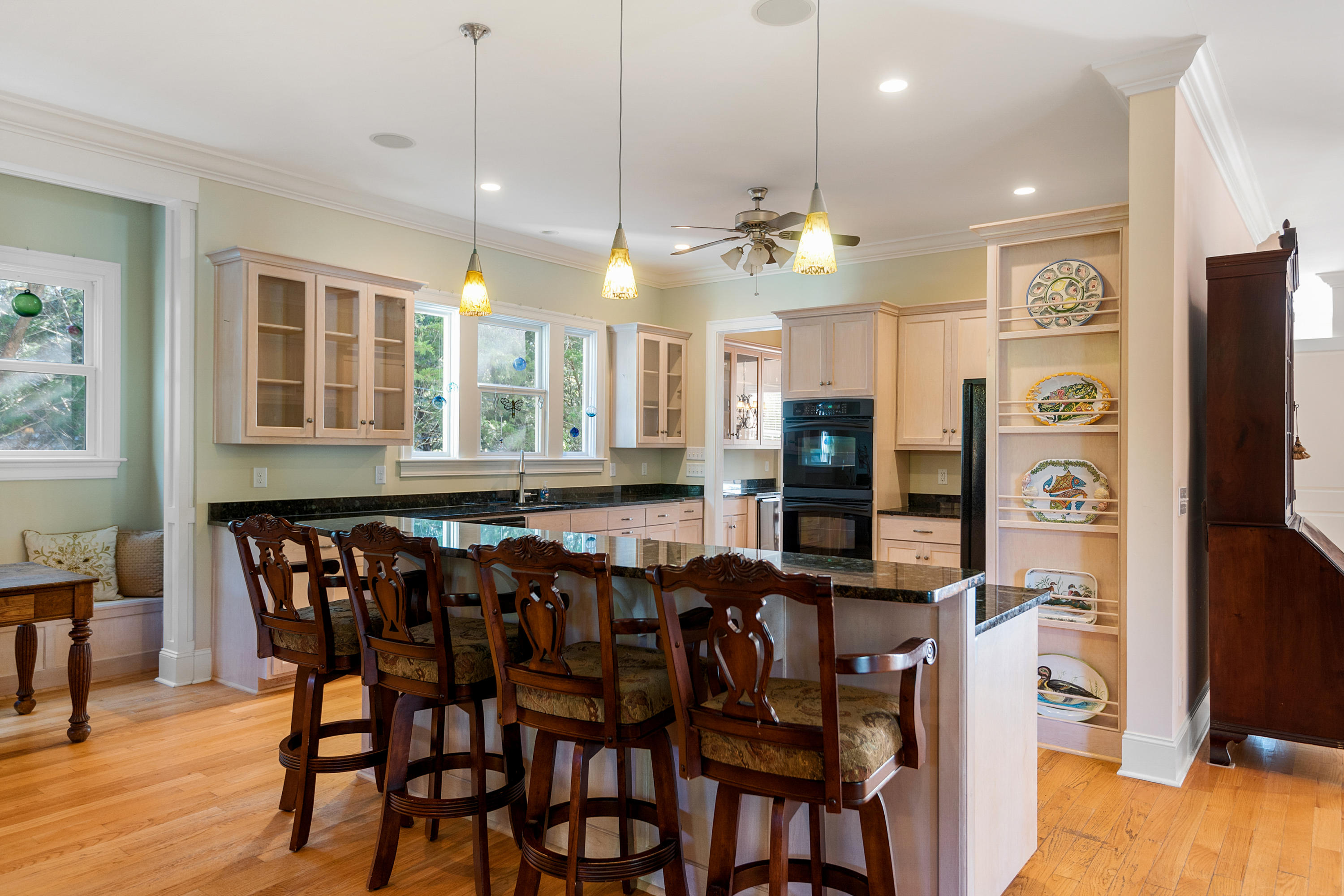 1560 Home Farm Road Mount Pleasant, SC 29464 - Photo 16 of 56 1560HomeFarmRoad-KeenEyeMarketing-21