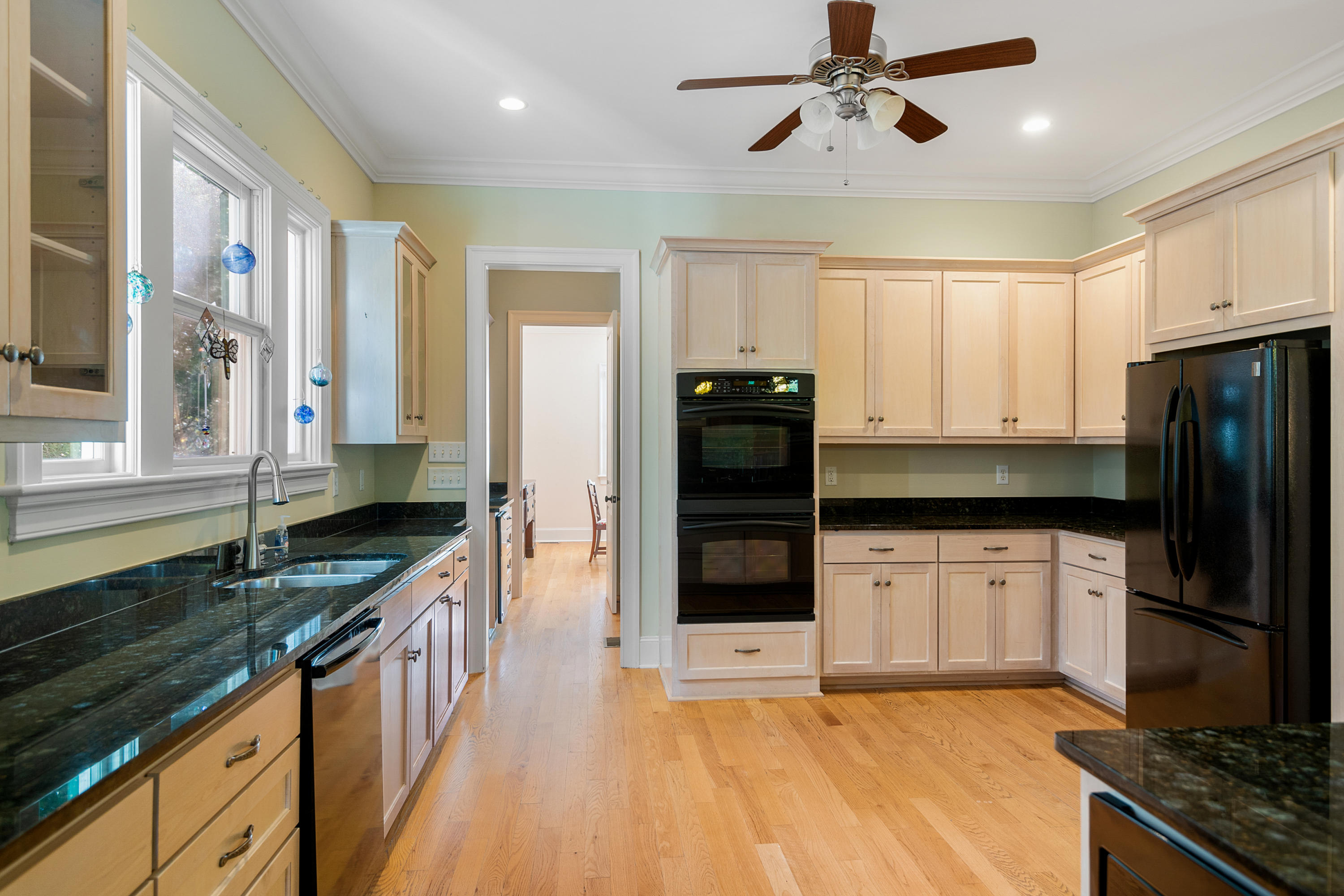 1560 Home Farm Road Mount Pleasant, SC 29464 - Photo 18 of 56 1560HomeFarmRoad-KeenEyeMarketing-22
