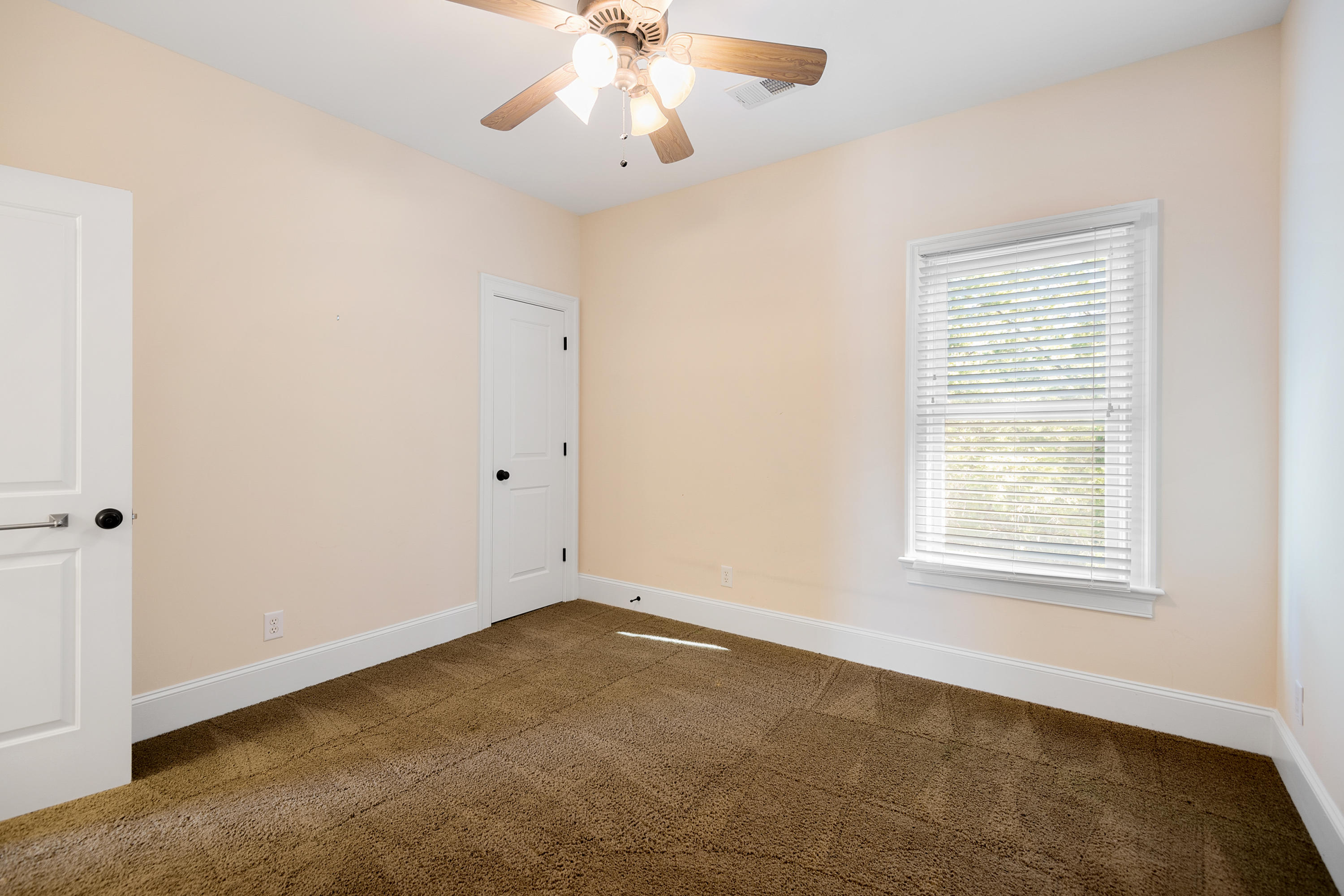 1560 Home Farm Road Mount Pleasant, SC 29464 - Photo 34 of 56 1560HomeFarmRoad-KeenEyeMarketing-42