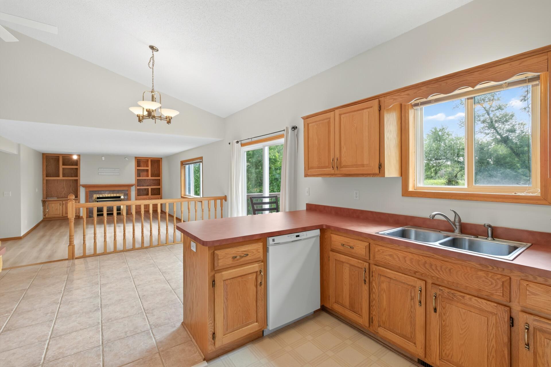 3719 Reed Road St. Bonifacius, MN 55375 - Photo 6 of 33 Gallery Image 6