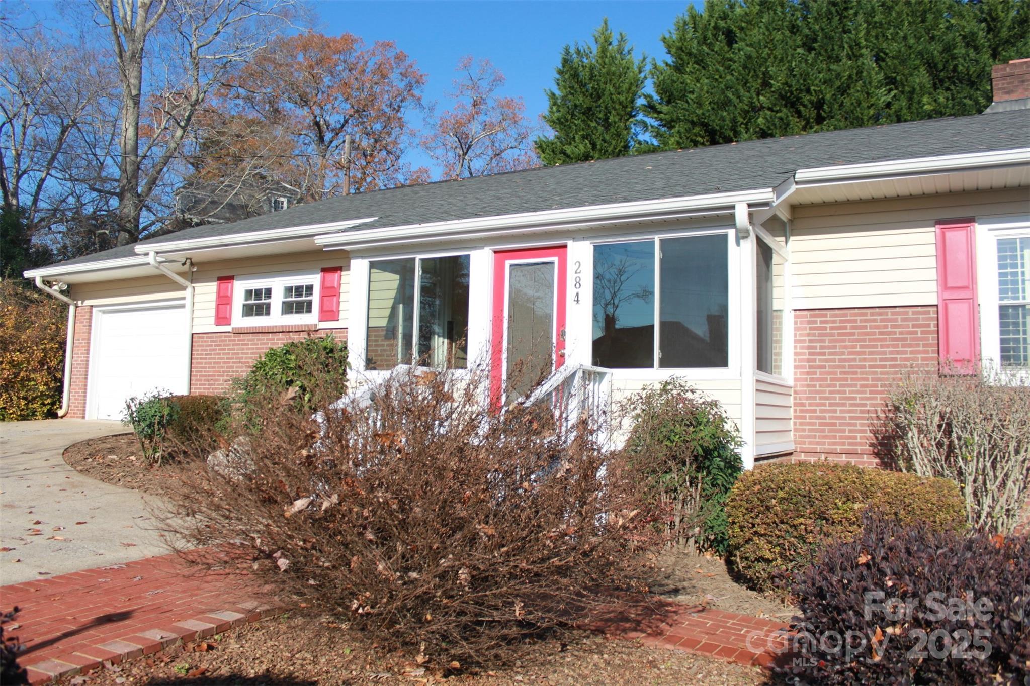 284 Maple Street Rutherfordton, NC 28139 - Photo 11 of 48 Gallery Image 11