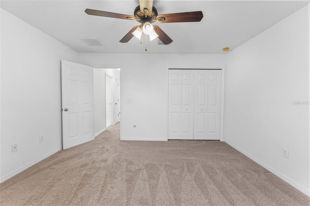 10257 Newminster Loop Ruskin, FL 33573 - Photo 33 of 52