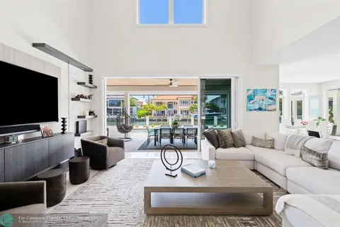 $5,695,000 | 2746 Northeast 18th Street, Fort Lauderdale, FL 33305