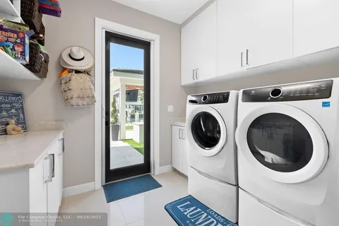 $5,695,000 | 2746 Northeast 18th Street, Fort Lauderdale, FL 33305