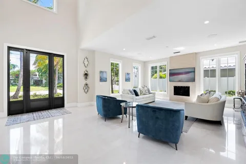 $5,695,000 | 2746 Northeast 18th Street, Fort Lauderdale, FL 33305