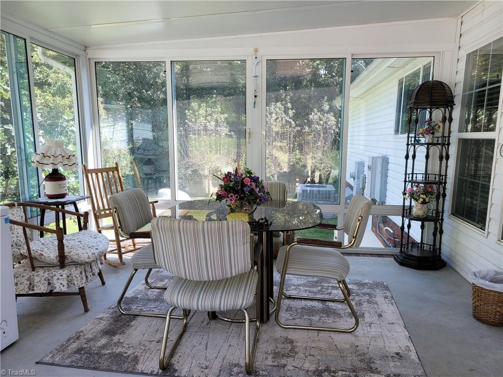 5069 Wilkes Yadkin Road Ronda, NC 28670 - Photo 33 of 37 Sunroom