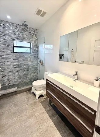 $6,200 | 101 Ocean Ln Drive, Unit 4011, Key Biscayne, FL 33149