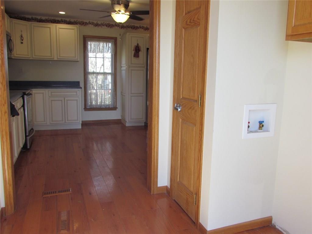 3549 Troy Road Springfield, OH 45504 - Photo 23 of 38 Gallery Image 23