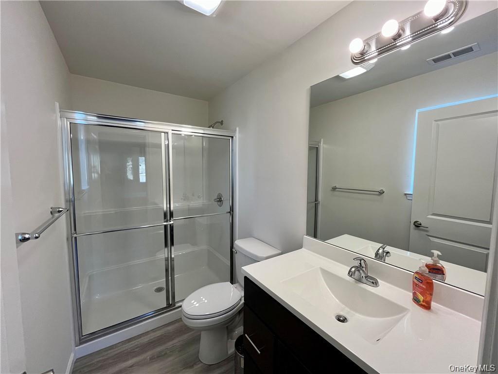 206 Golf Links Road, Unit 825 Middletown, NY 10940 - Photo 4 of 7