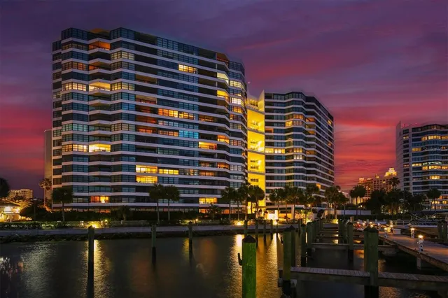 $1,099,000 | 988 Boulevard Of The Arts, Unit 1816, Sarasota, FL 34236