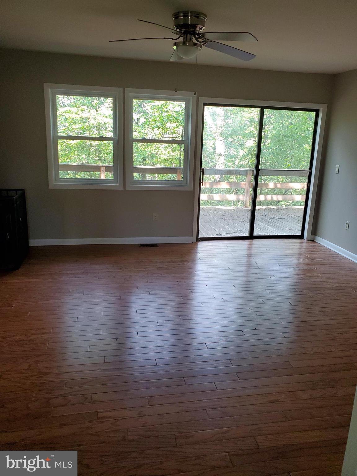 2832 Highland Ridge Road Berkeley Springs, WV 25411 - Photo 16 of 27 Gallery Image 16