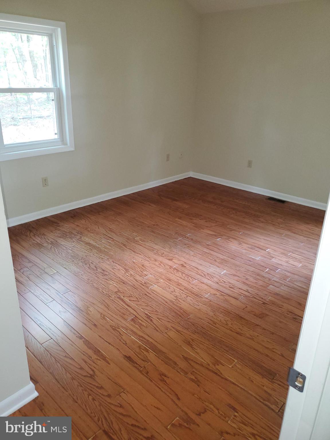 2832 Highland Ridge Road Berkeley Springs, WV 25411 - Photo 18 of 27 Gallery Image 18