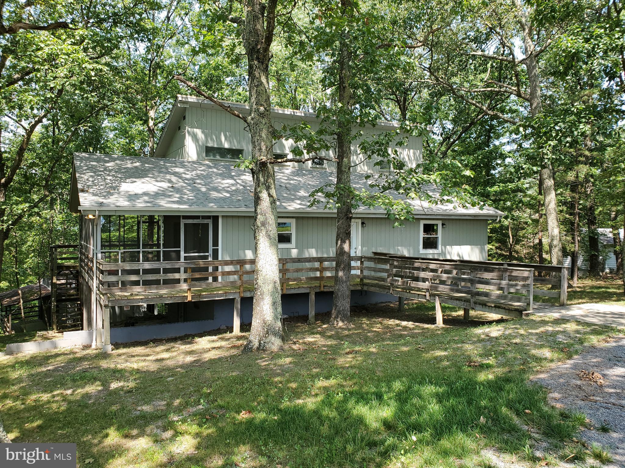 2832 Highland Ridge Road Berkeley Springs, WV 25411 - Photo 6 of 27 Gallery Image 6