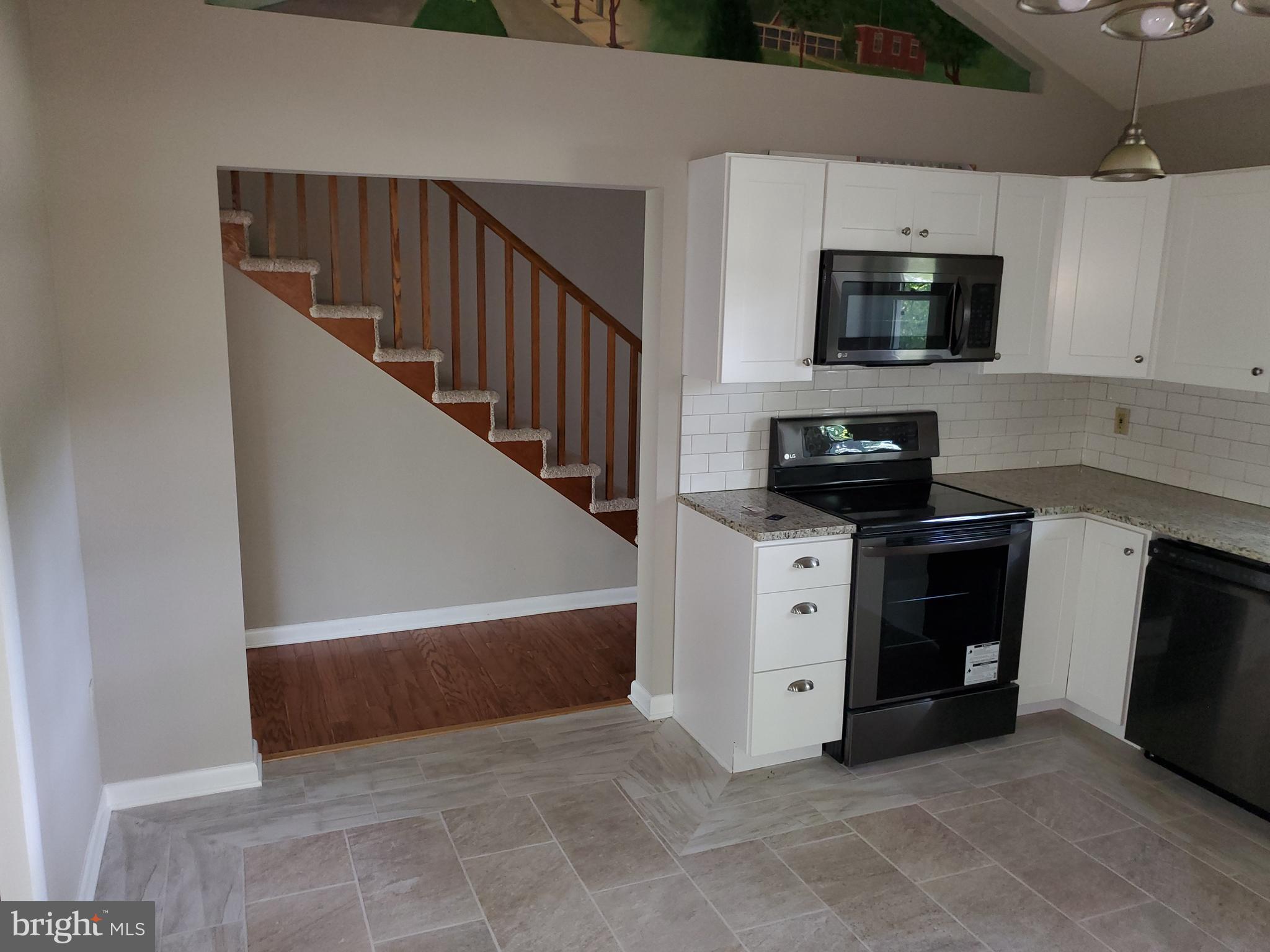 2832 Highland Ridge Road Berkeley Springs, WV 25411 - Photo 8 of 27 Gallery Image 8