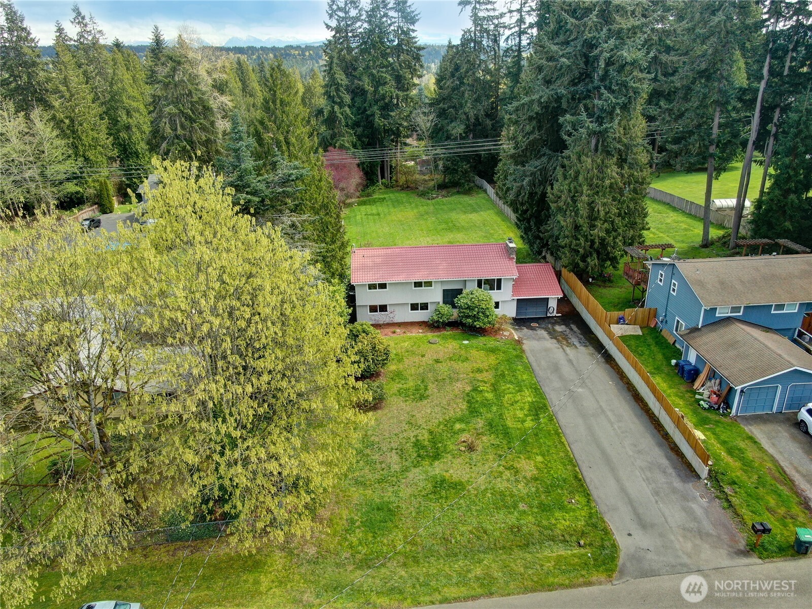 21023 46th Avenue Southeast Bothell, WA 98021 - Photo 2 of 34