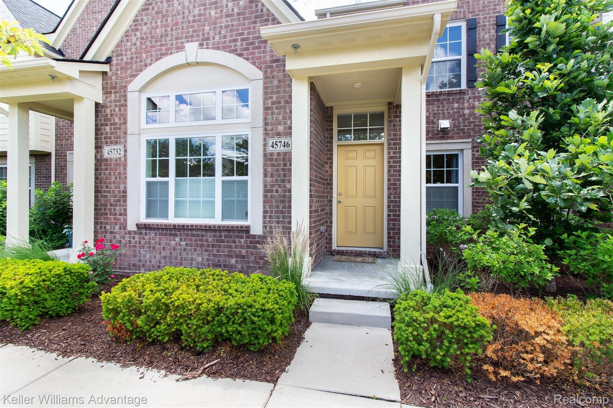45746 South Stonewood Road Canton, MI 48187 - Photo 31 of 32 SStonewoodRd_45746_Exteriors_06.jpg