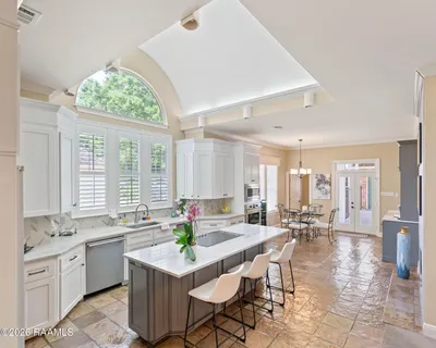 $1,129,000 | 404 Doyle Drive, Lafayette, LA 70508