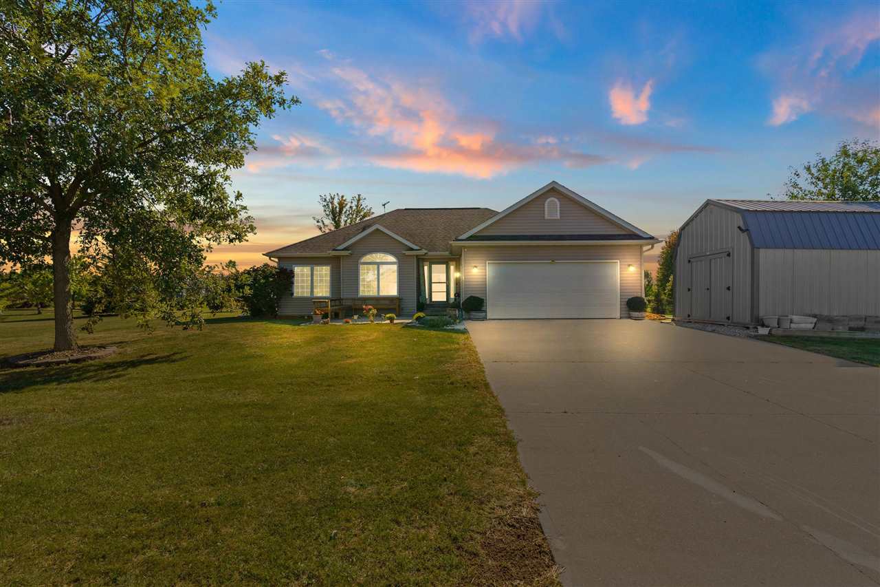 3129 Whispering Ridge Lane Riverside, IA 52327 - Photo 34 of 53 Gallery Image 34