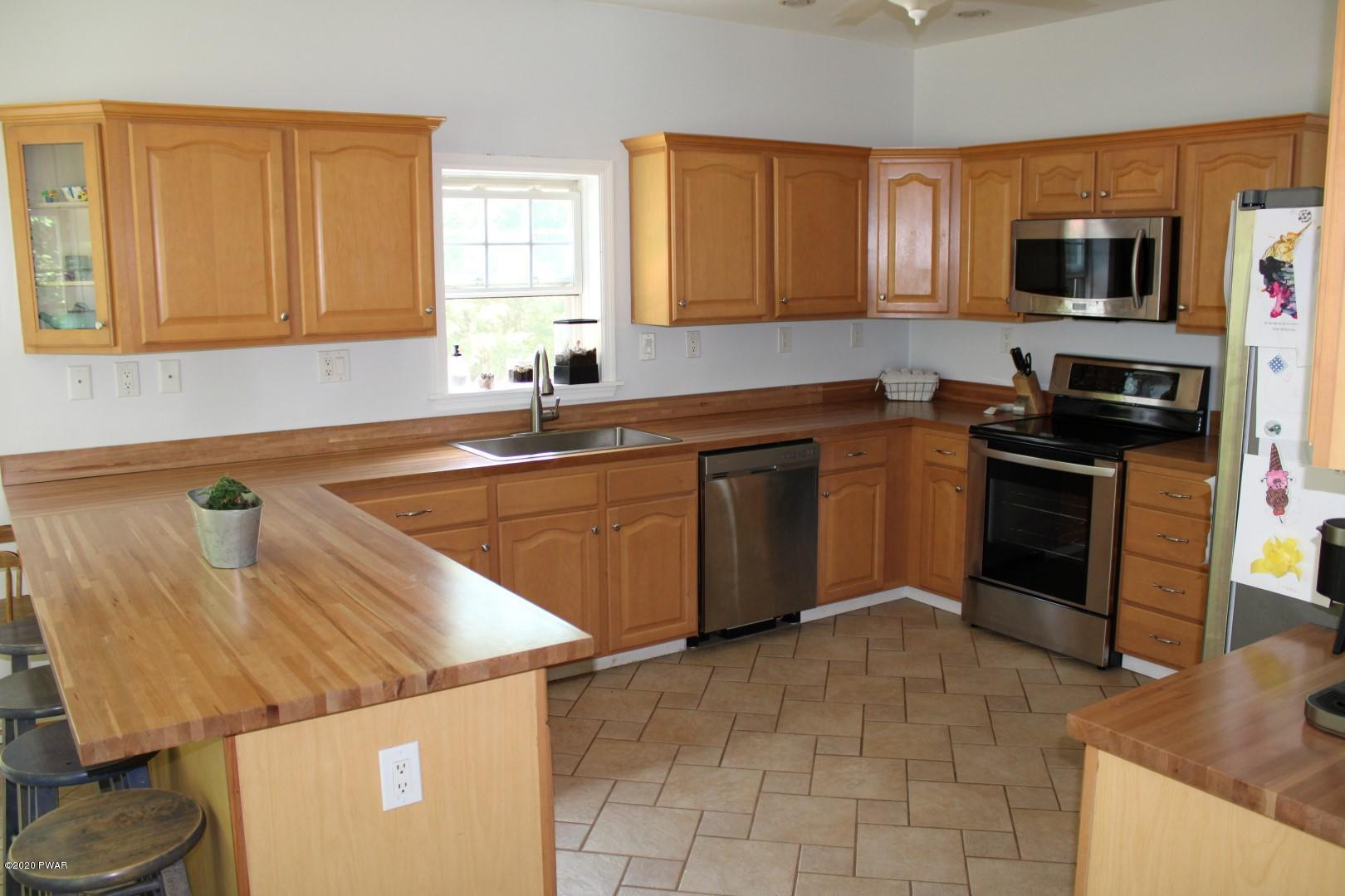 49 Crane Road Hawley, PA 18438 - Photo 17 of 53
