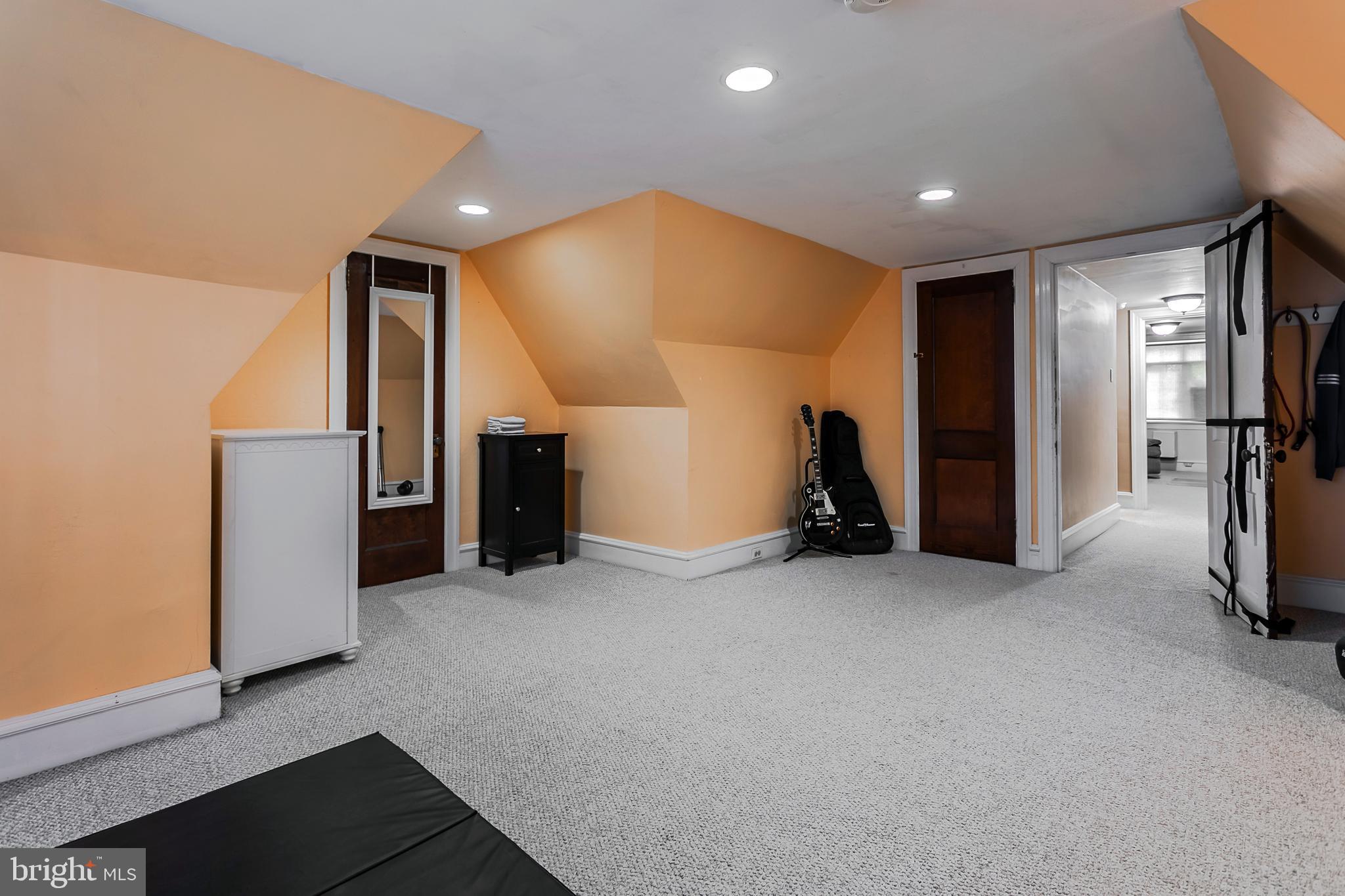 325 Valley Road Havertown, PA 19083 - Photo 35 of 42