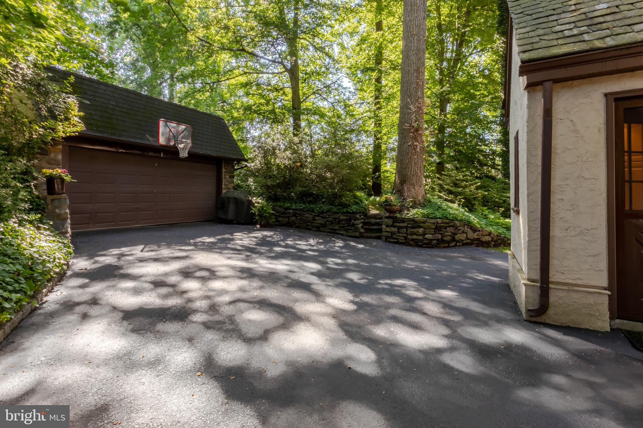 325 Valley Road Havertown, PA 19083 - Photo 39 of 42