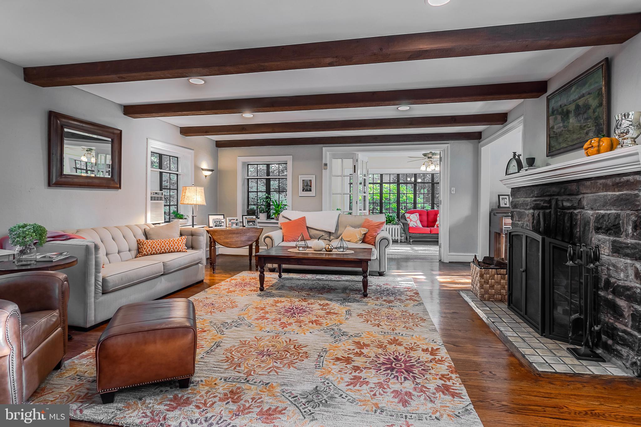 325 Valley Road Havertown, PA 19083 - Photo 8 of 42