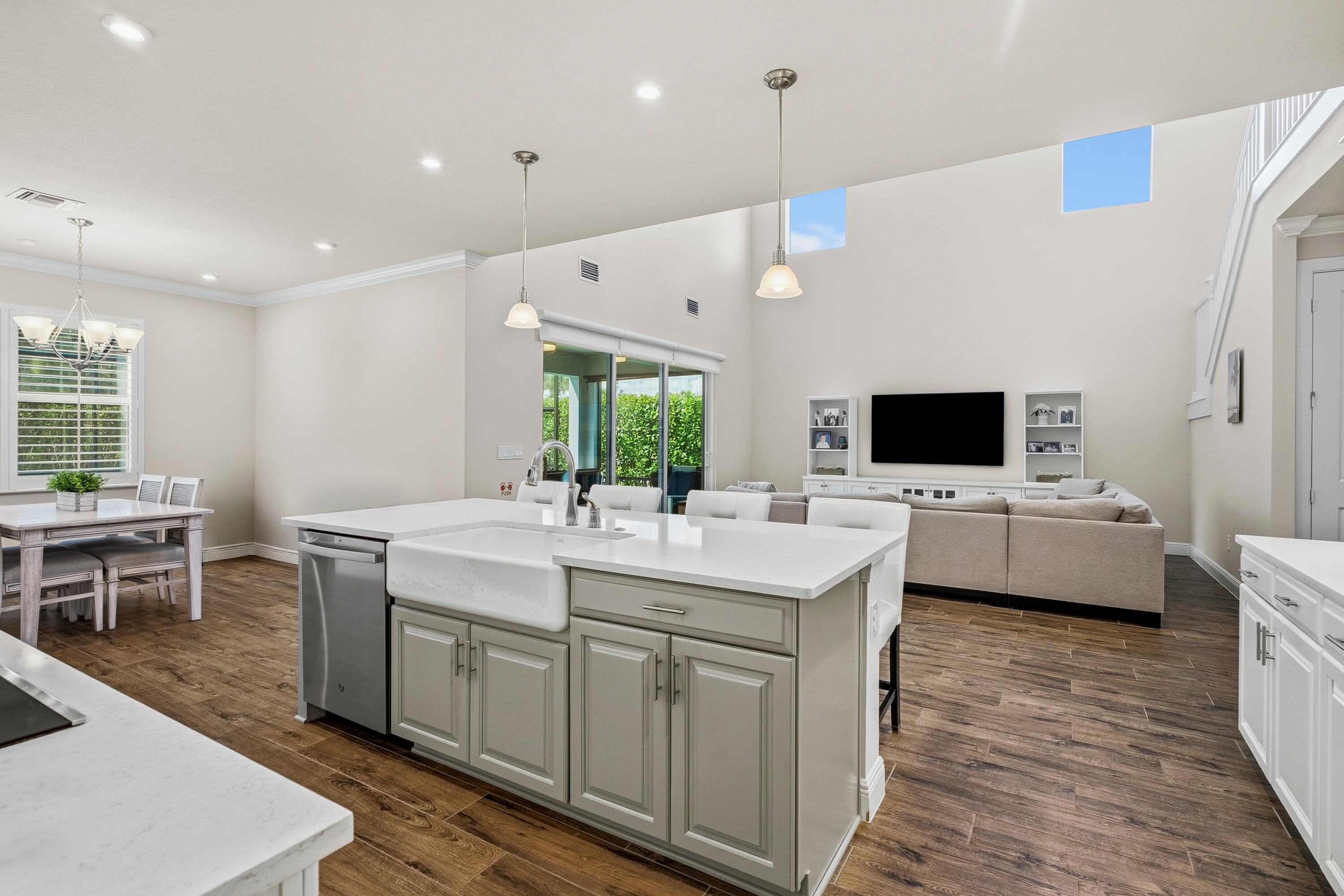 4842 Southwest Millbrook Lane Stuart, FL 34997 - Photo 19 of 60 DSC07925_Decluttered