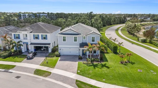 $1,075,000 | 4842 Southwest Millbrook Lane, Stuart, FL 34997
