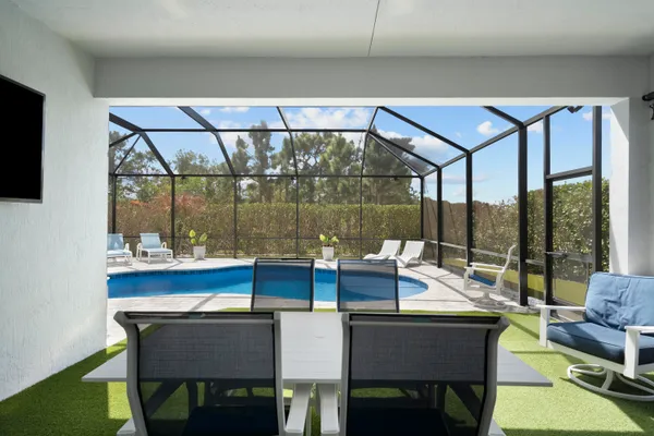 $1,075,000 | 4842 Southwest Millbrook Lane, Stuart, FL 34997