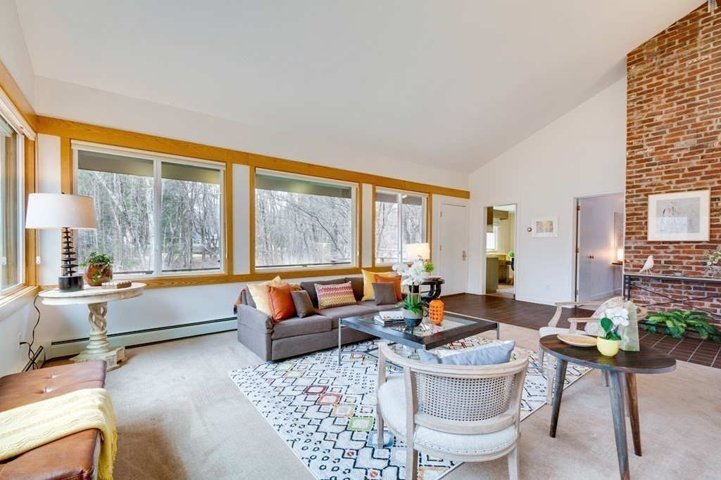 139 South Great Road Lincoln, MA 01773 - Photo 2 of 30 Gallery Image 2