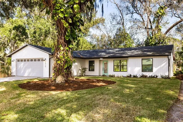 $299,000 | 2929 Woodland Drive, Edgewater, FL 32141