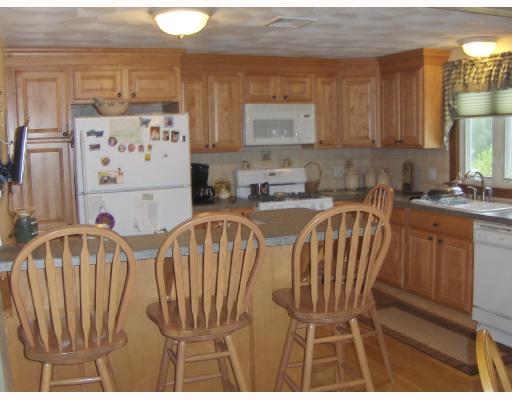 305 William Henry Road Scituate, RI 02857 - Photo 4 of 6 Kitchen.