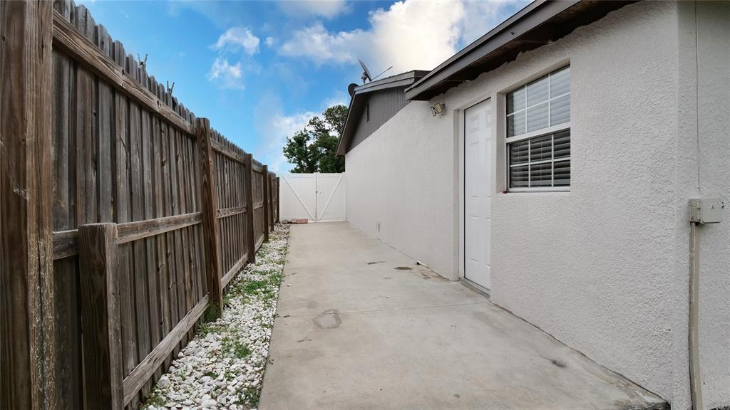 6424 Yorkshire Road Tampa, FL 33634 - Photo 40 of 59 Gallery Image 40